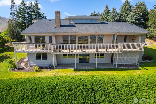 4261 April Dr, Wenatchee, WA 98801