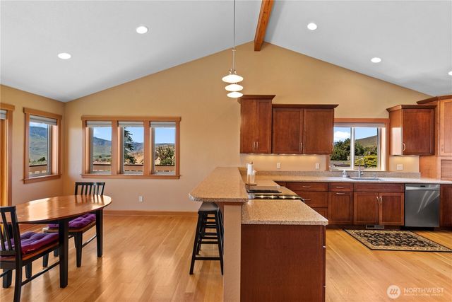 4261 April Dr, Wenatchee, WA 98801