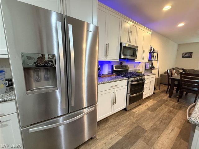 714 North Water Street, Henderson, NV 89015