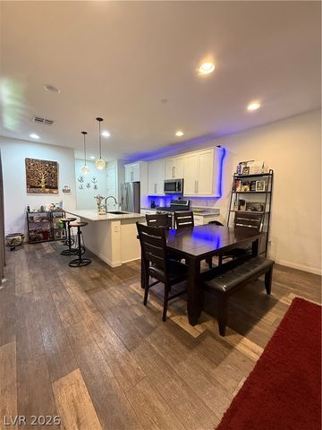 714 North Water Street, Henderson, NV 89015