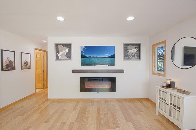 25 21st Avenue N, Saint Cloud, MN 56303