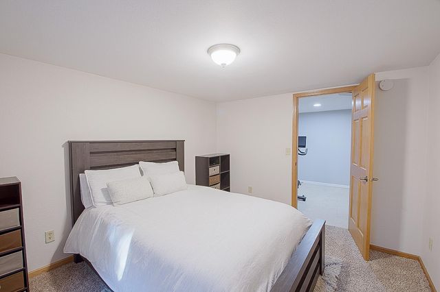 25 21st Avenue N, Saint Cloud, MN 56303