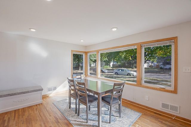 25 21st Avenue N, Saint Cloud, MN 56303