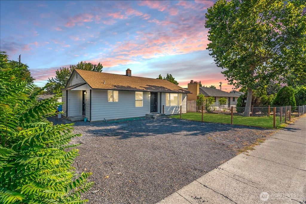 519 N Clark Road, Moses Lake, WA 98837