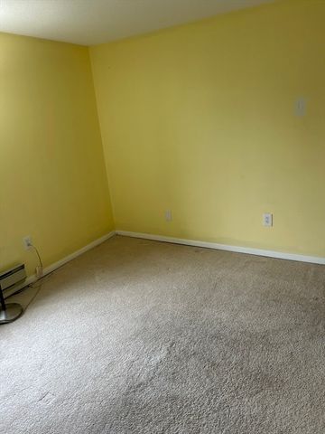 15 Foundry Street C30, Easton, MA 02375