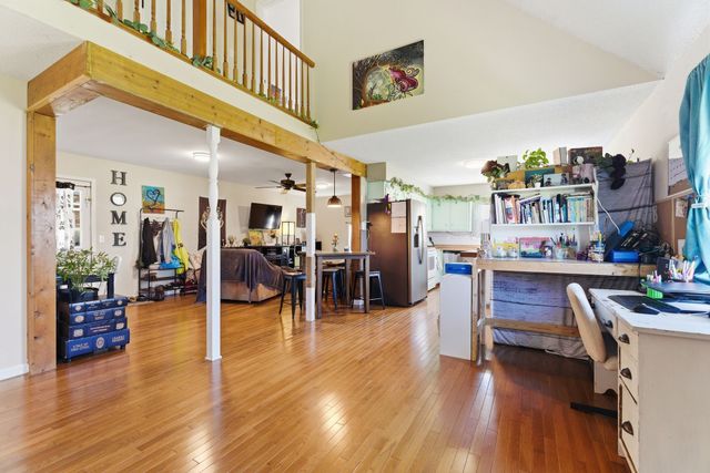 202 Virginia Dr, Tullahoma, TN 37388