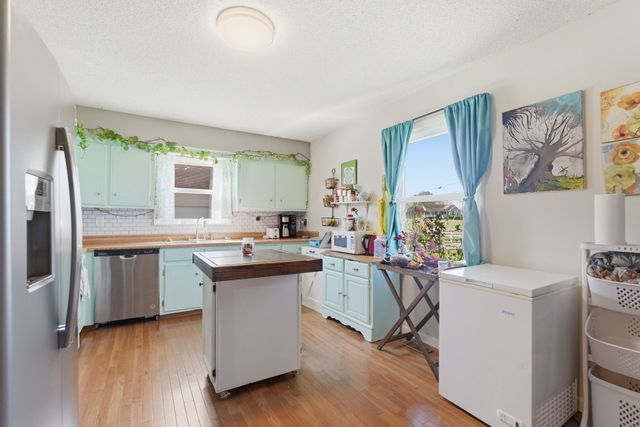 202 Virginia Dr, Tullahoma, TN 37388