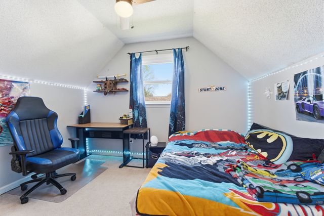 202 Virginia Dr, Tullahoma, TN 37388