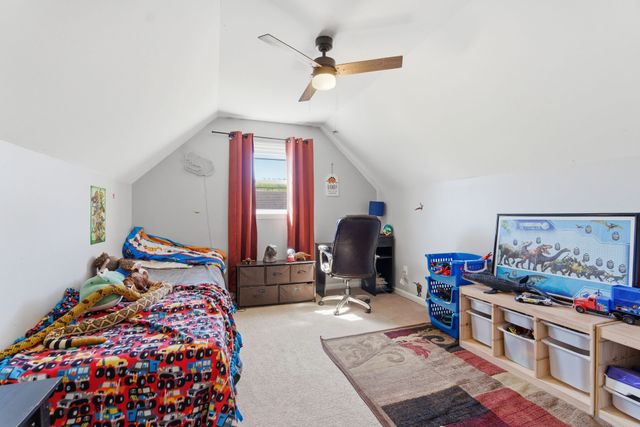 202 Virginia Dr, Tullahoma, TN 37388