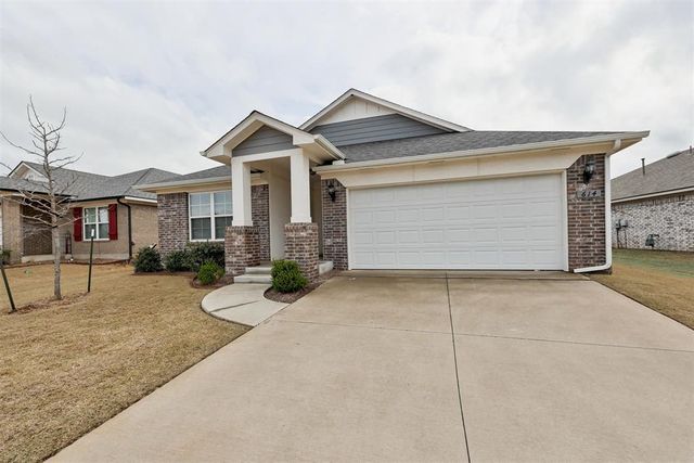 614 Green Fish Circle, Norman, OK 73069