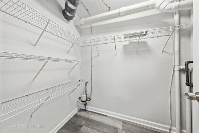 515 N Cass Avenue 2H, Westmont, IL 60559