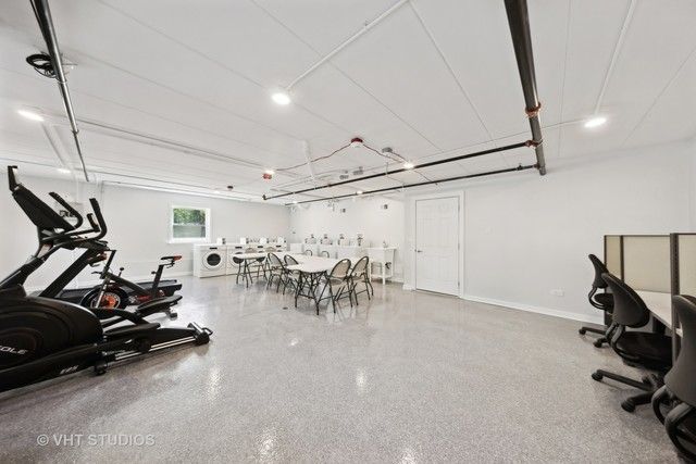 515 N Cass Avenue 2H, Westmont, IL 60559