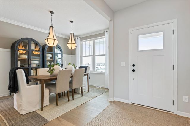 6123 Goodwin Avenue S, Cottage Grove, MN 55016