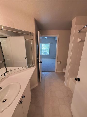 5140 NORTHRIDGE ROAD 208, Sarasota, FL 34238