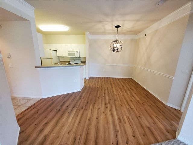 5140 NORTHRIDGE ROAD 208, Sarasota, FL 34238