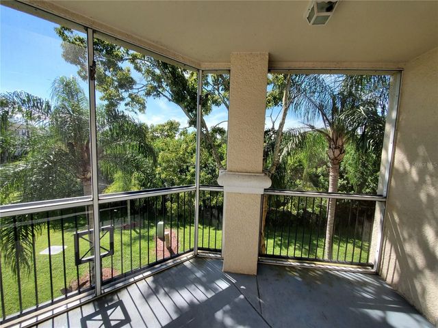 5140 NORTHRIDGE ROAD 208, Sarasota, FL 34238