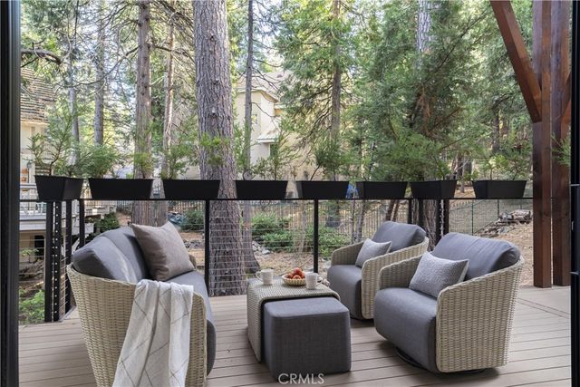 481 Bay View Court, Lake Arrowhead, CA 92352