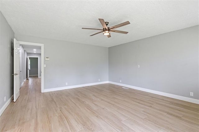 1637 Pecan Avenue, Norman, OK 73072