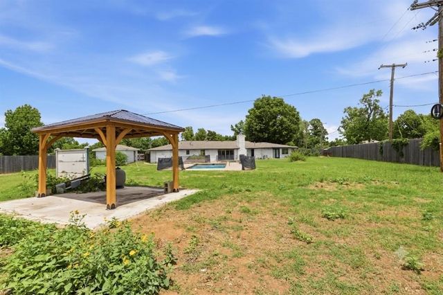 1637 Pecan Avenue, Norman, OK 73072