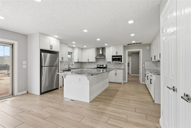 1637 Pecan Avenue, Norman, OK 73072