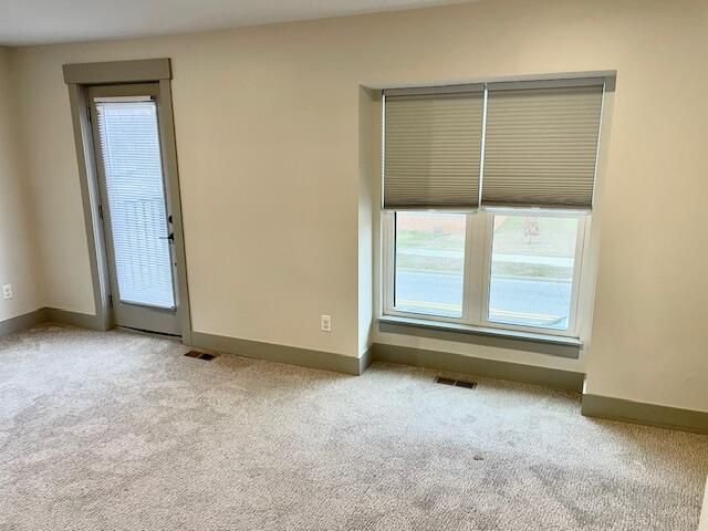 328 Maple Avenue, Holland, MI 49423
