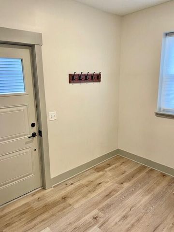 328 Maple Avenue, Holland, MI 49423