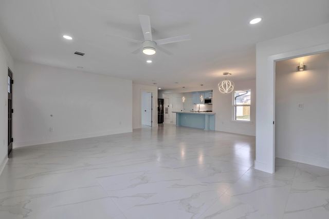 8709 Tarbell Road, Houston, TX 77034