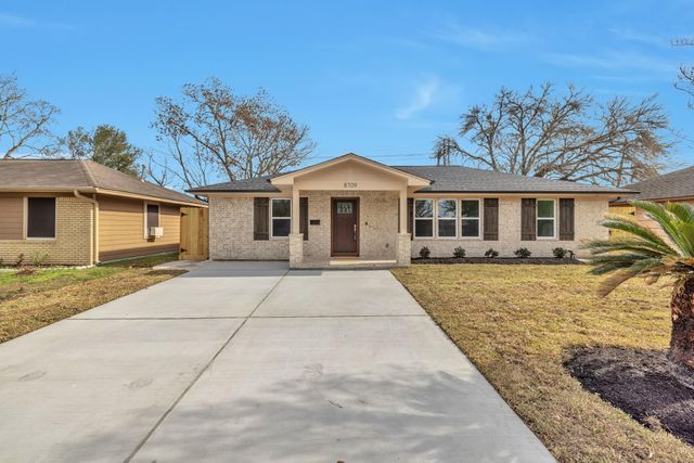 8709 Tarbell Road, Houston, TX 77034