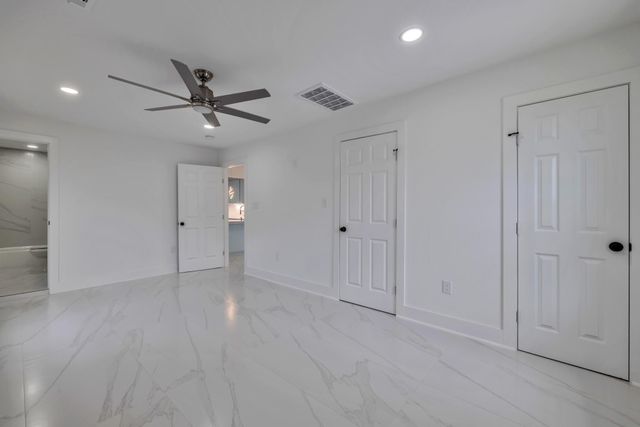 8709 Tarbell Road, Houston, TX 77034