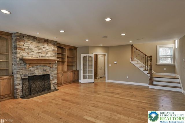 284 Walker Road, Longswamp Twp, PA 18062