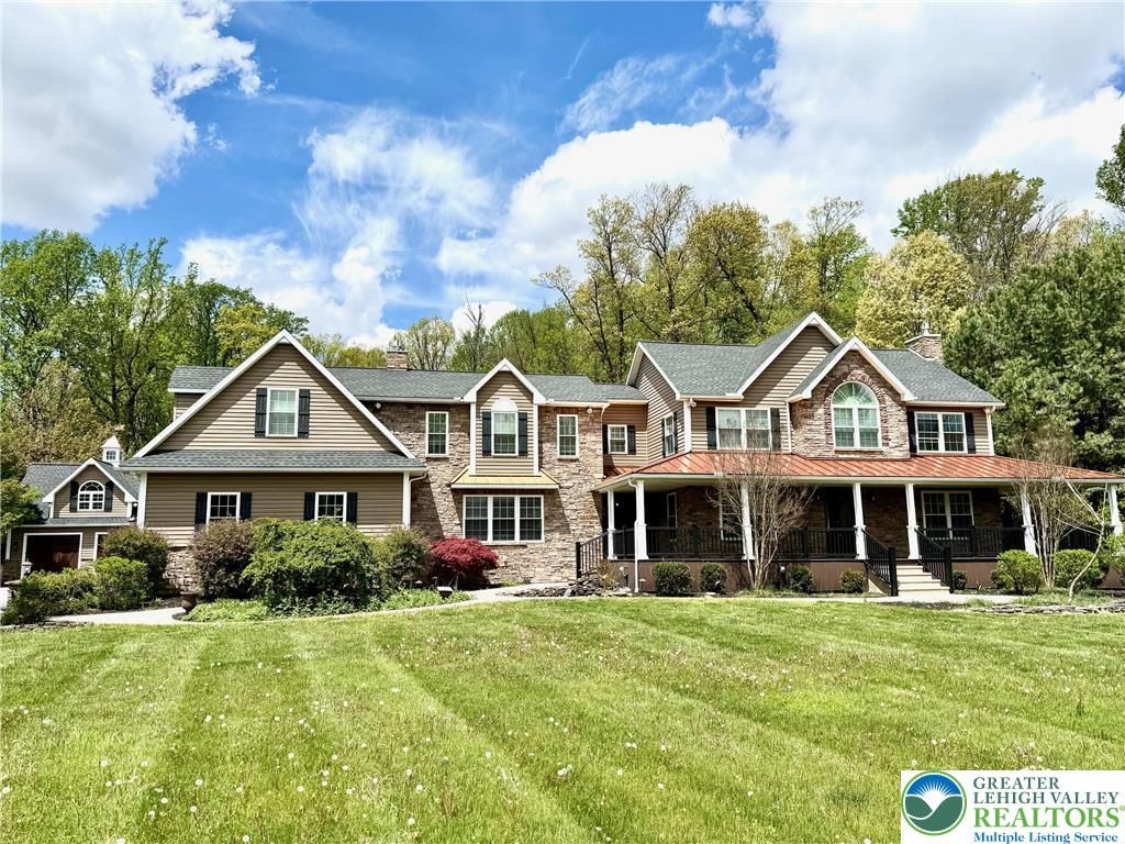 284 Walker Road, Longswamp Twp, PA 18062