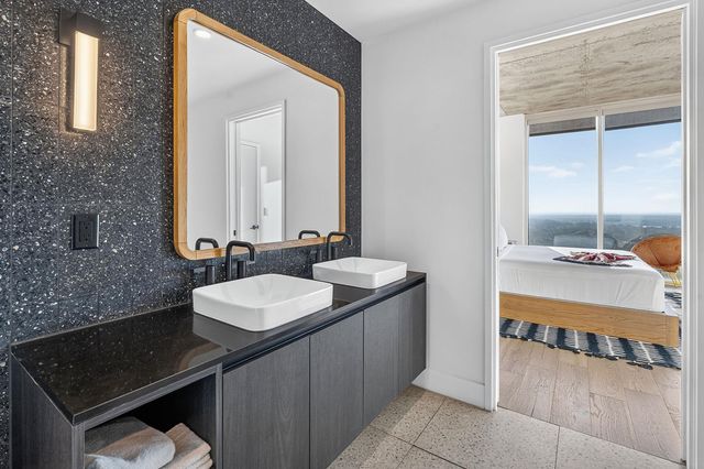 48 East Ave 2605, Austin, TX 78701