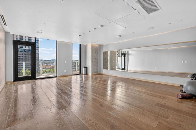 48 East Ave 2605, Austin, TX 78701