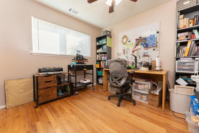 254 W Earl Way, Hanford, CA 93230