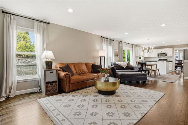 254 Cliffside Dr, Adams Twp, PA 16046
