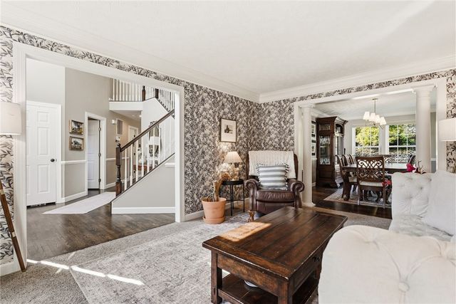 254 Cliffside Dr, Adams Twp, PA 16046