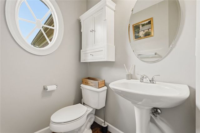 254 Cliffside Dr, Adams Twp, PA 16046