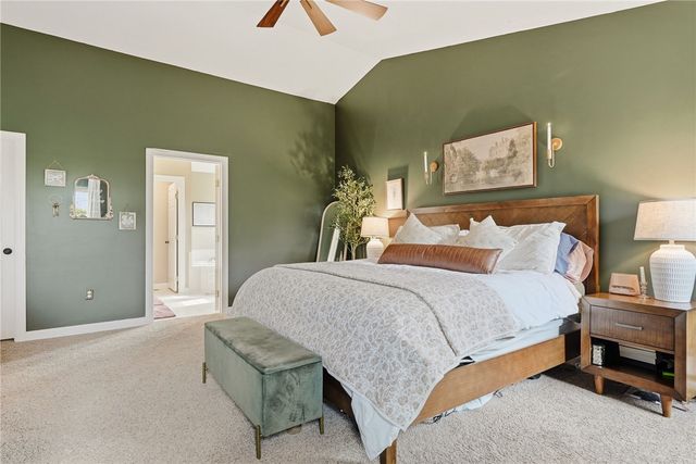 254 Cliffside Dr, Adams Twp, PA 16046