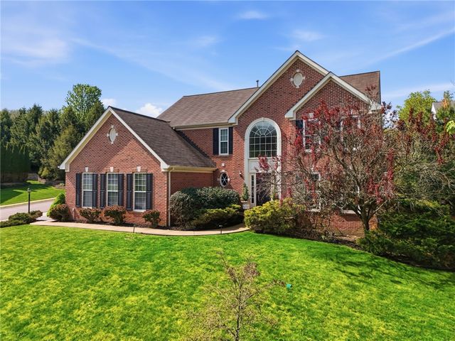 254 Cliffside Dr, Adams Twp, PA 16046