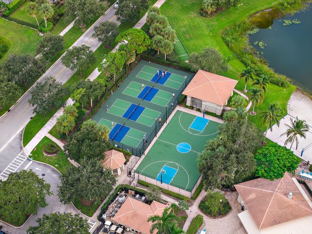 844 MADISON Court, Palm Beach Gardens, FL 33410