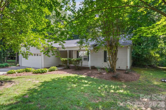 126 Fritzvon Drive, Mount Pleasant, NC 28124