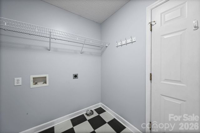 126 Fritzvon Drive, Mount Pleasant, NC 28124