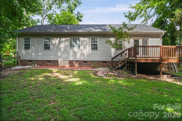 126 Fritzvon Drive, Mount Pleasant, NC 28124