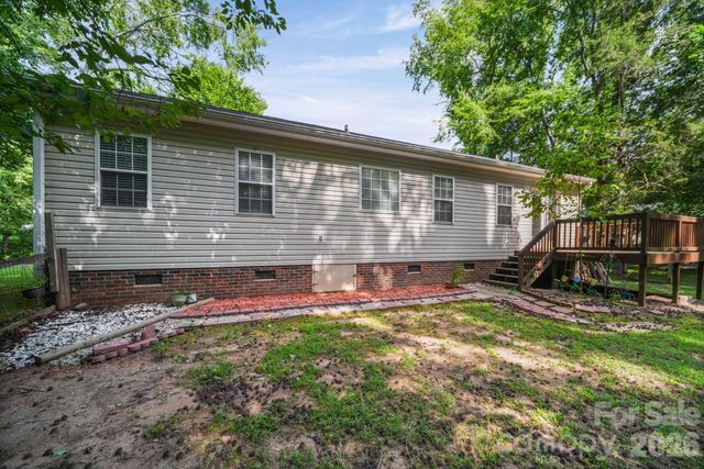 126 Fritzvon Drive, Mount Pleasant, NC 28124