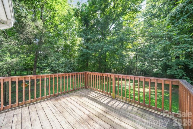 126 Fritzvon Drive, Mount Pleasant, NC 28124