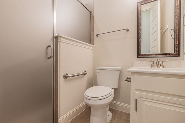 2044 Remington Drive, Irving, TX 75063