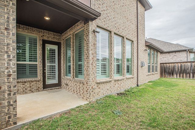 2044 Remington Drive, Irving, TX 75063