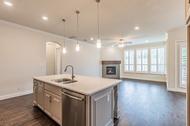 2044 Remington Drive, Irving, TX 75063