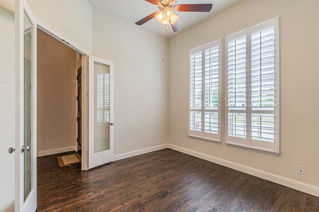 2044 Remington Drive, Irving, TX 75063