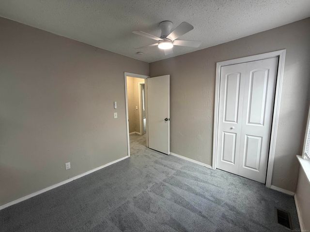 20470 Kentucky Street, Detroit, MI 48221